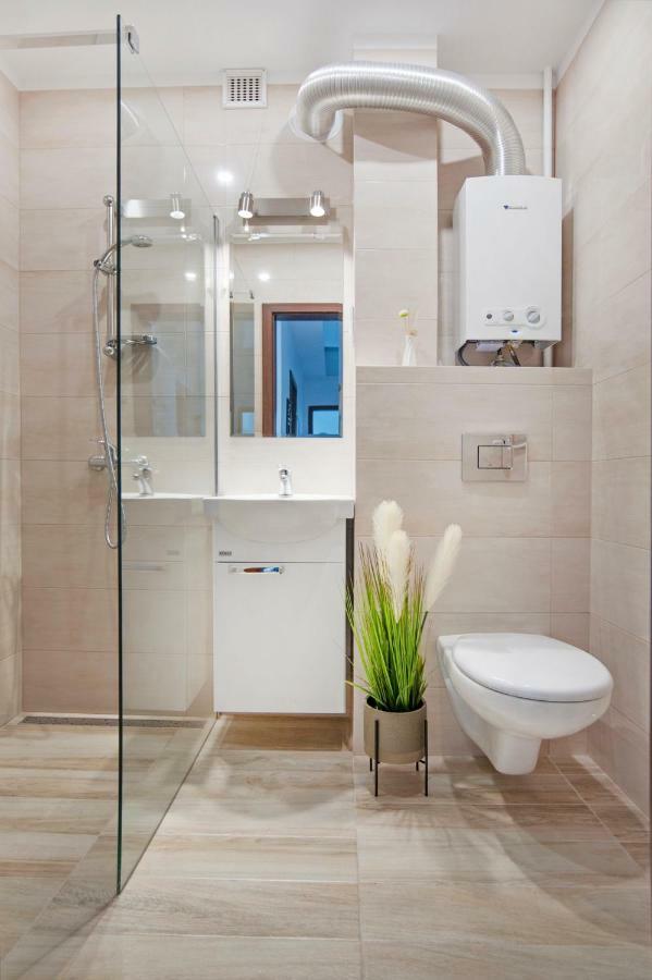 Apartament Sowa Apartment Czestochowa Ngoại thất bức ảnh